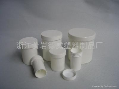 塑料罐與塑料制品的應用與環(huán)保挑戰(zhàn)